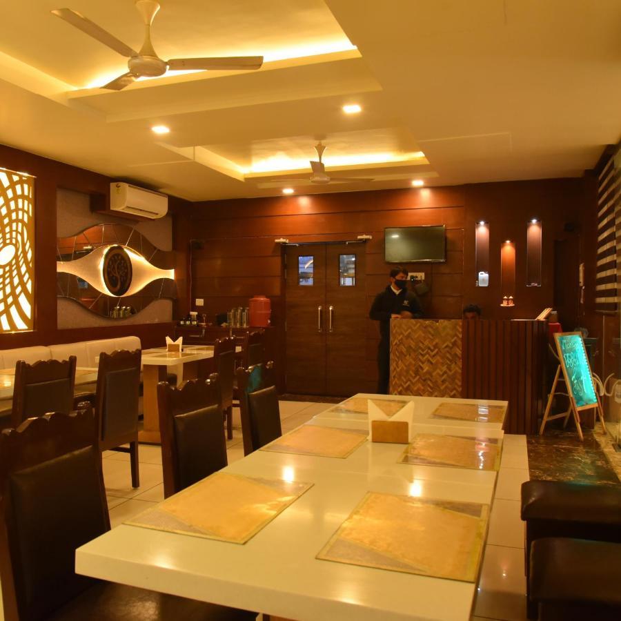 Hotel Vitthal International, Prayagraj Luaran gambar